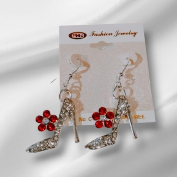 High heel shoe earrings with rhinestones. Alloy earrings, durable earrings. Earr - Picture 4 of 7